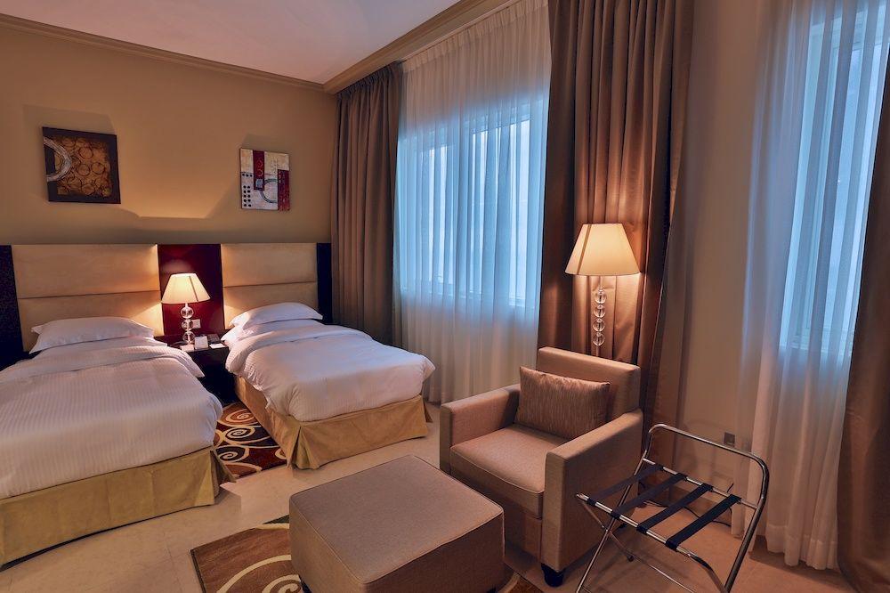 Tower Hotel Apartments Абу-Даби Экстерьер фото