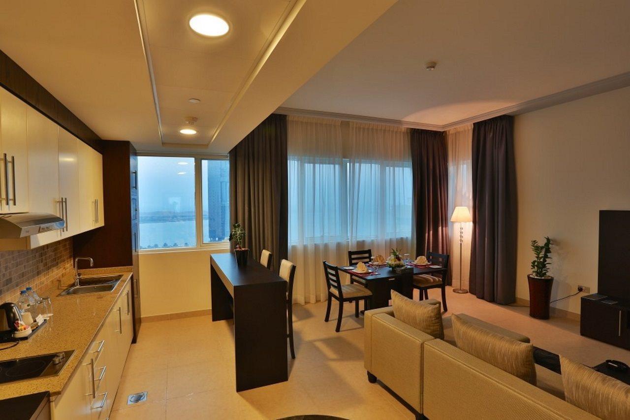 Tower Hotel Apartments Абу-Даби Экстерьер фото