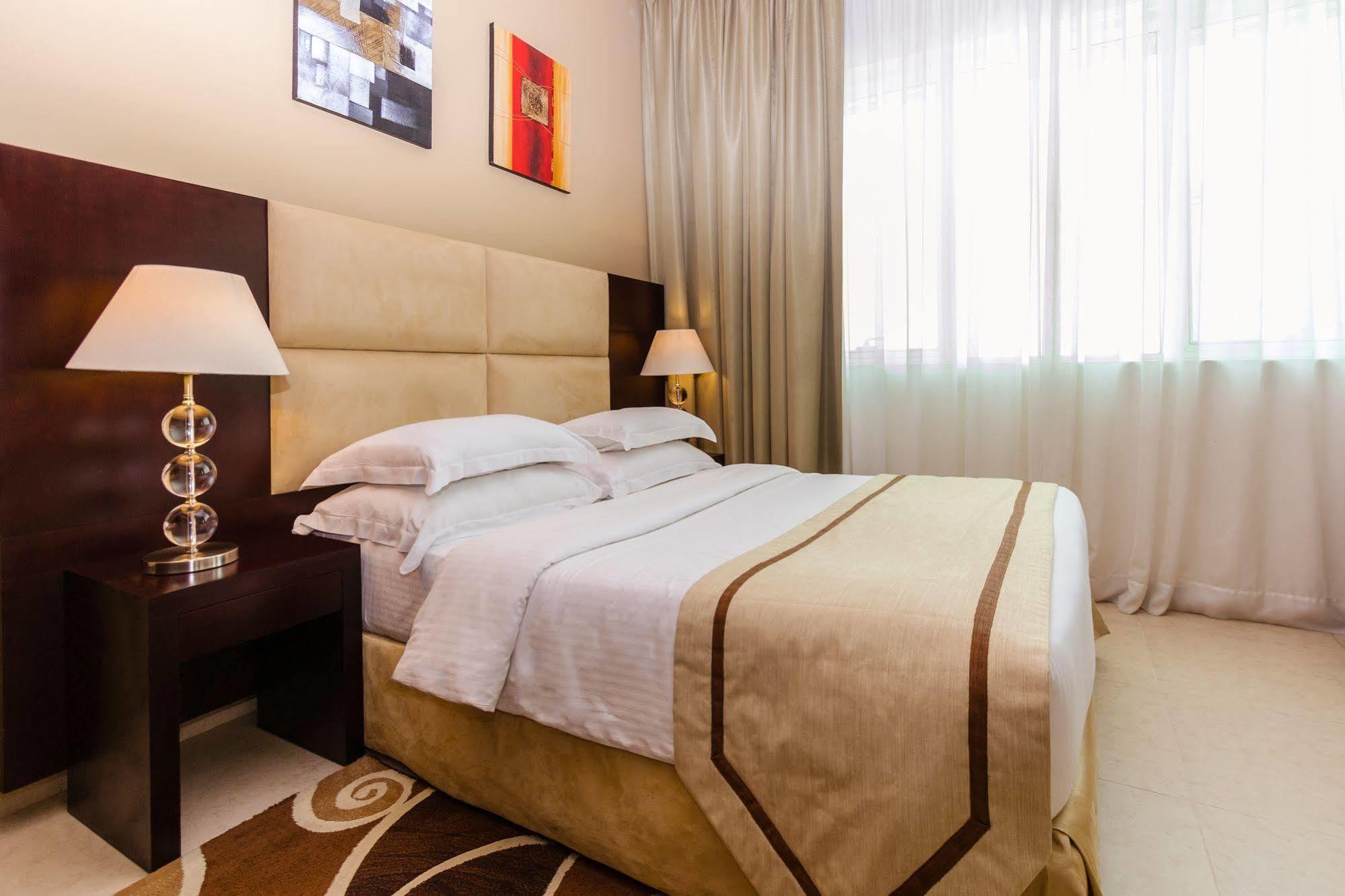 Tower Hotel Apartments Абу-Даби Экстерьер фото