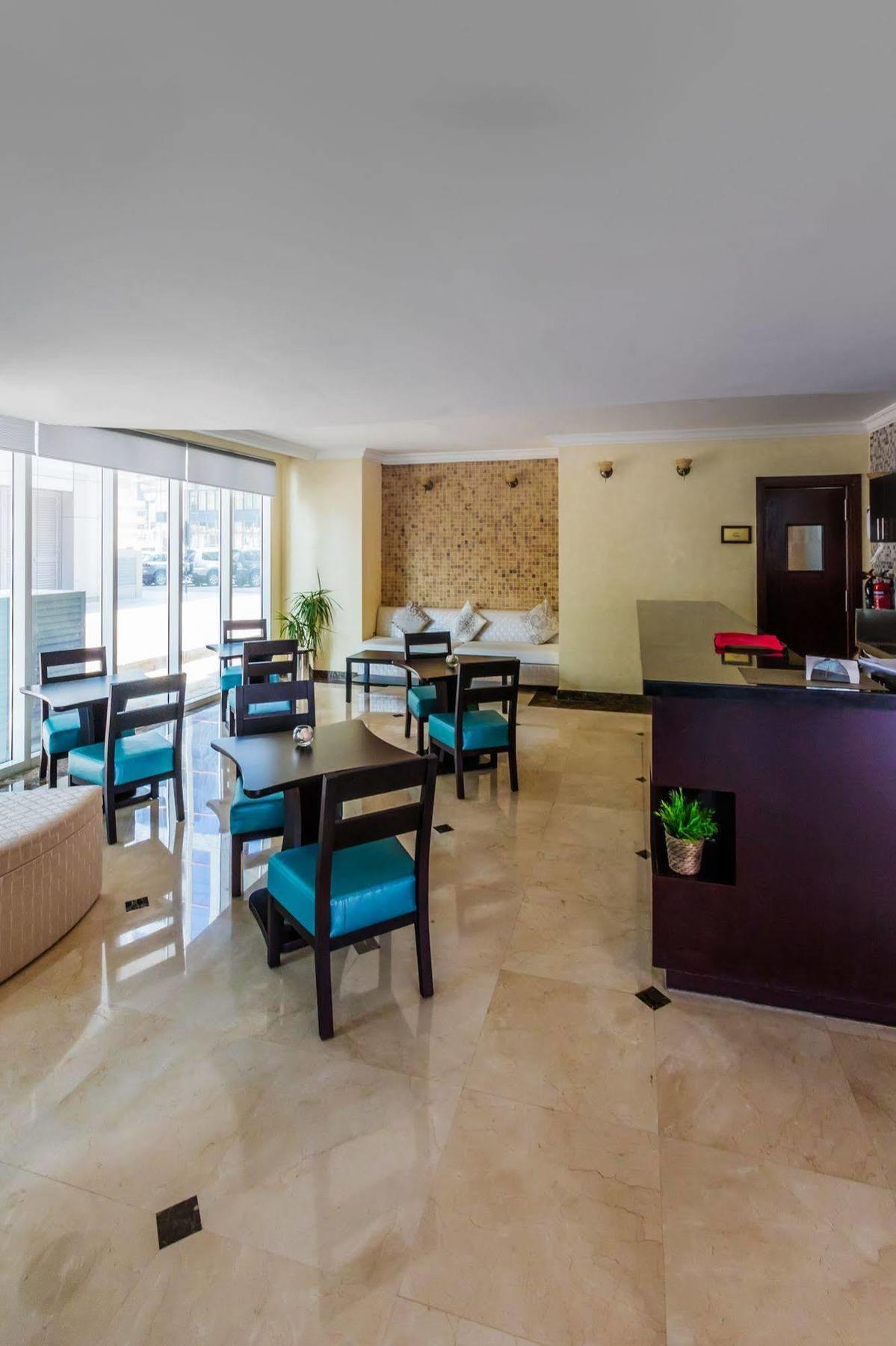 Tower Hotel Apartments Абу-Даби Экстерьер фото